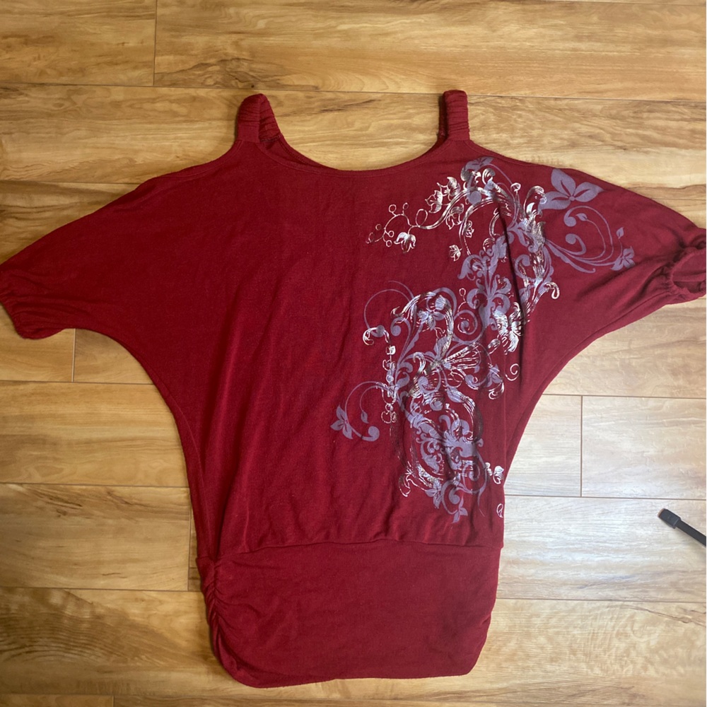 Women’s Vintage Y2K Red/Maroon Top